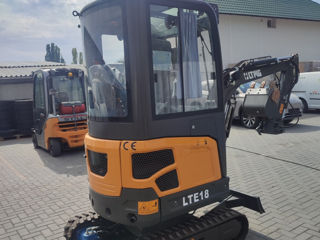 Excavator 1800 kg kubota motor foto 7