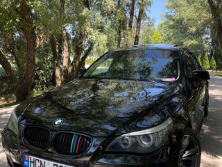 BMW 5 Series фото 5