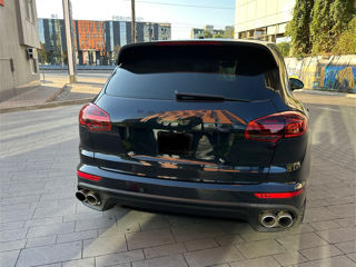 Porsche Cayenne foto 4