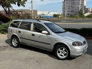 Opel Astra foto 1