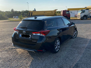 Toyota Auris foto 4