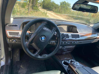 BMW 7 Series foto 5