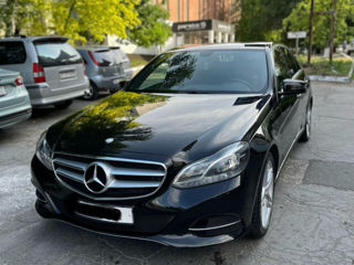 Mercedes E-Class фото 8