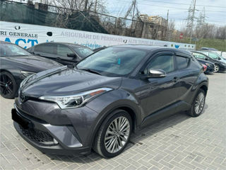 Toyota C-HR foto 2