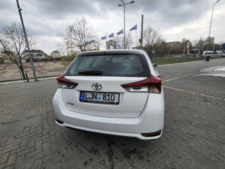 Toyota Auris foto 4