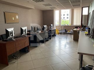 Chirie, Oficiu, 25 mp, str. M. Kogălniceanu, Centru foto 3