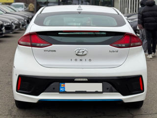 Hyundai Ioniq foto 7