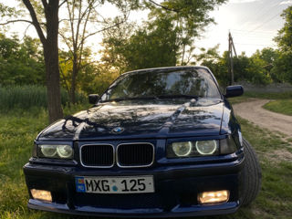 BMW 3 Series foto 6