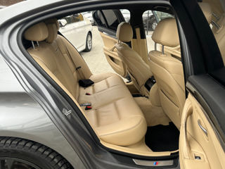 BMW 5 Series foto 17