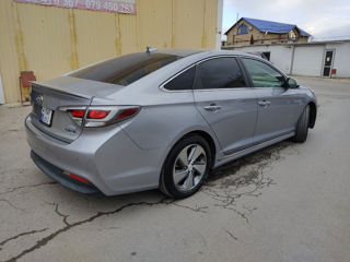 Hyundai Sonata foto 2