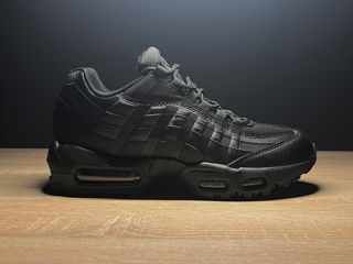 Новые Nike AirMax 95 foto 2