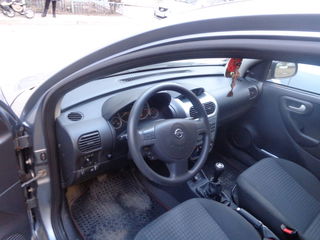 Opel Corsa foto 2