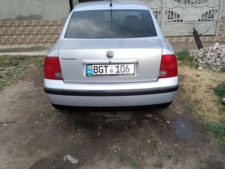 Volkswagen Passat foto 2