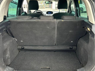 Ford B-Max foto 14