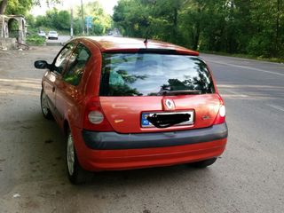 Renault Clio foto 7