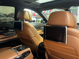 BMW 7 Series foto 16