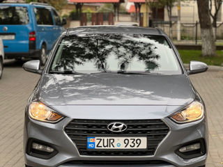 Hyundai Accent foto 6