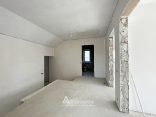 Casă în 2 niveluri! Goianul Nou, str. Gloriei, 170m2 + 8 ari. Variantă albă! foto 18