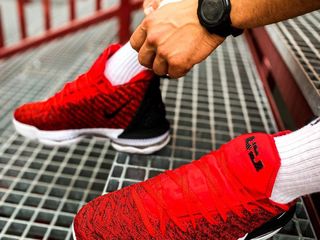 Nike LeBron 16 Red foto 5