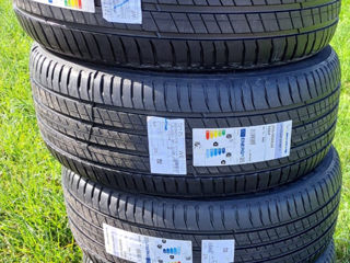 285/40 R20 & 255/45 R20 Michelin foto 1