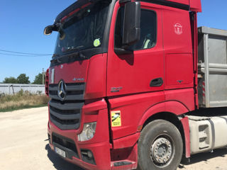 Mercedes Actros foto 2