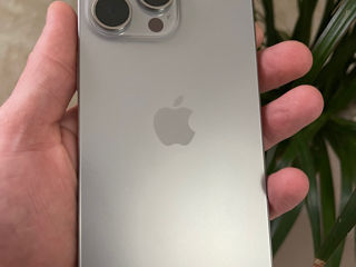 Iphon 15 pro max foto 3