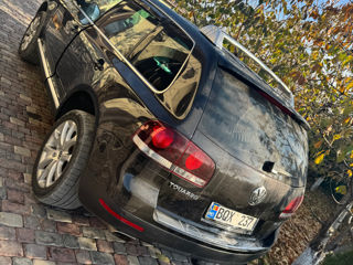 Volkswagen Touareg foto 2