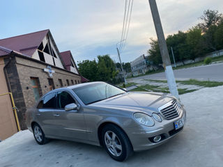 Mercedes E-Class foto 4