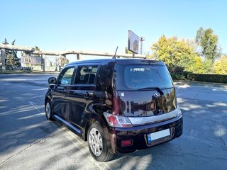 Daihatsu Materia foto 7