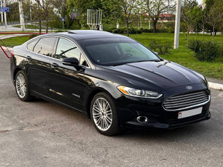 Ford Fusion foto 1