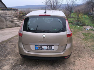 Renault Grand Scenic foto 5