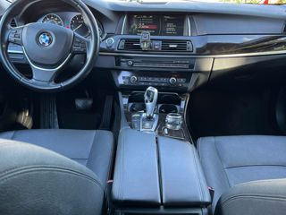 BMW 5 Series foto 5