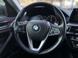 BMW 5 Series foto 13