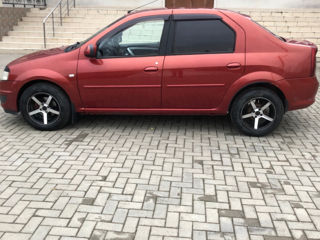 Dacia Logan foto 9