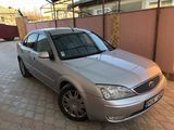 Ford Mondeo foto 1