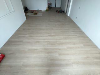 Montare SPC Laminat MDF Plinte foto 2