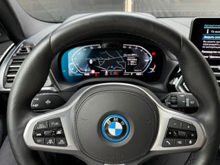 BMW iX3 foto 4