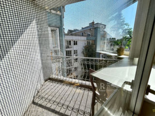 Apartament cu 2 camere, 75 m², Centru, Chișinău foto 10