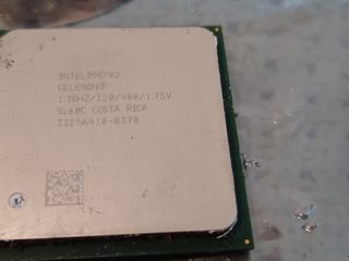 se vinde AMD Sempron,Intel Celeron,intel Pentium 4,Mobile Intel Pentium 4 Processor - M 1.90 GHz, foto 3