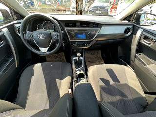 Toyota Auris foto 9