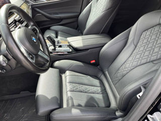 BMW 5 Series foto 8