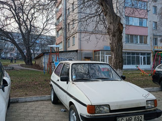 Ford Fiesta foto 2