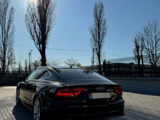Audi A7 фото 1