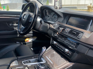 BMW 5 Series foto 3