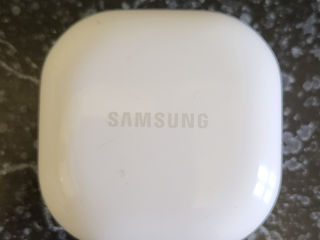 Se vinde samsung galaxy buds2 Left foto 2