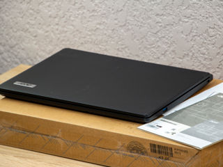 Acer TravelMate P14/ Core I7 10510U/ 16Gb Ram/ 500Gb SSD/ 14"  FHD IPS!! foto 18