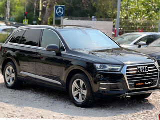 Audi Q7 foto 2