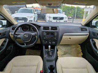 Volkswagen Jetta foto 11