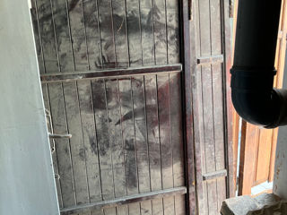 Двери железные и деревянные от 300 лей