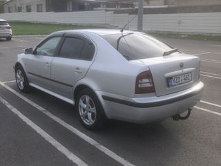 Skoda Octavia foto 3